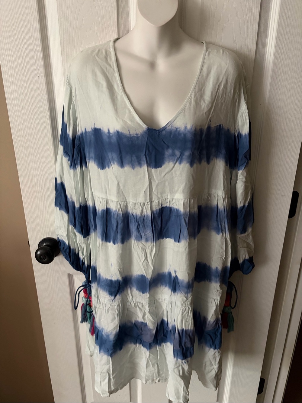 🆕 Simply Southern White & Blue Tie Dye Dress / Cover Up With Tassels Size Large